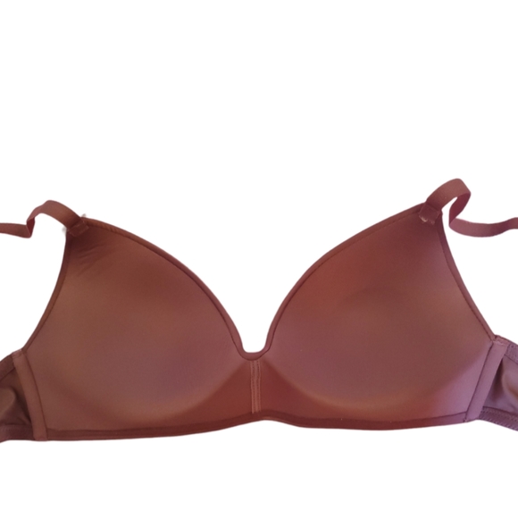 LA SENZA Dark Burgundy Wireless Push Up Bra - Size XS, 32A - Picture 4 of 4